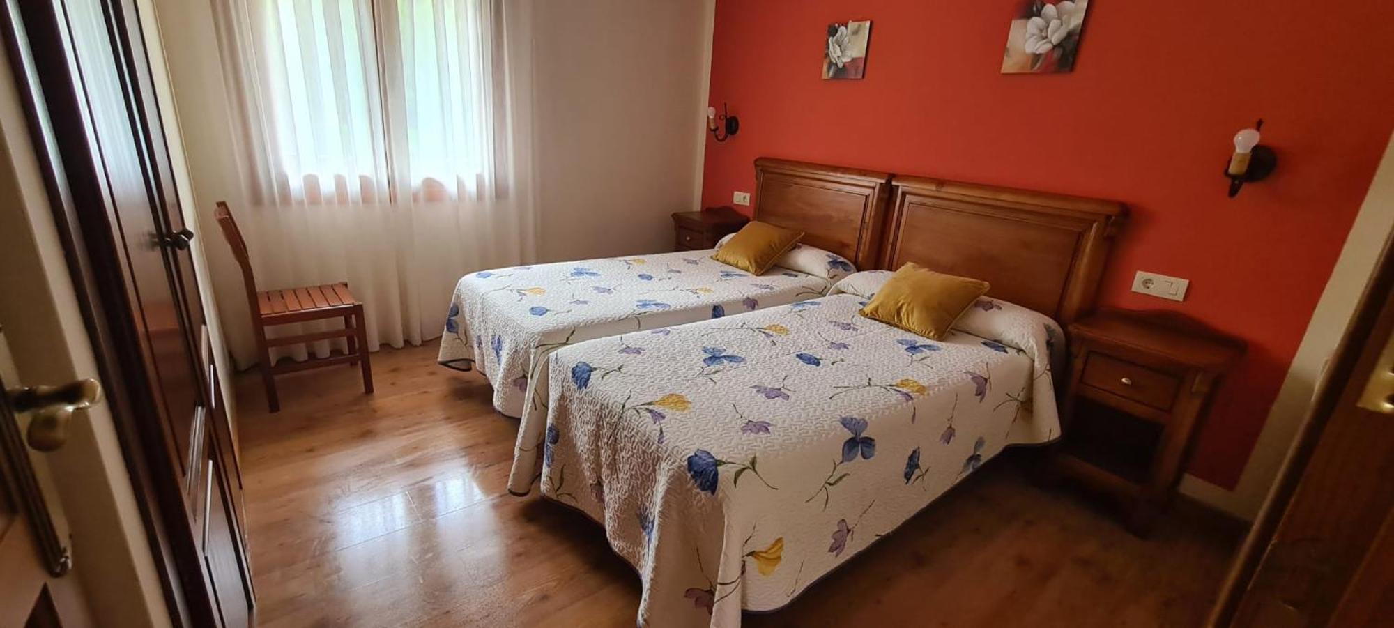 Apartamentos La Corona - Cabrales Carrena de Cabrales Dış mekan fotoğraf