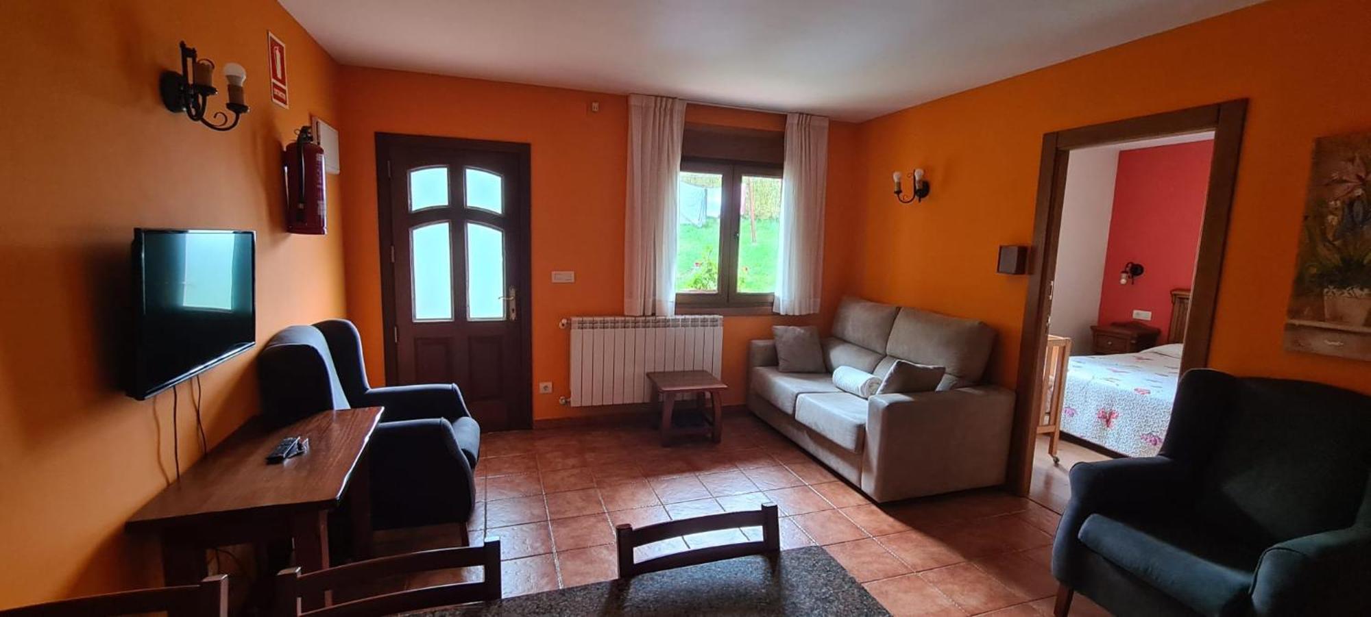 Apartamentos La Corona - Cabrales Carrena de Cabrales Dış mekan fotoğraf