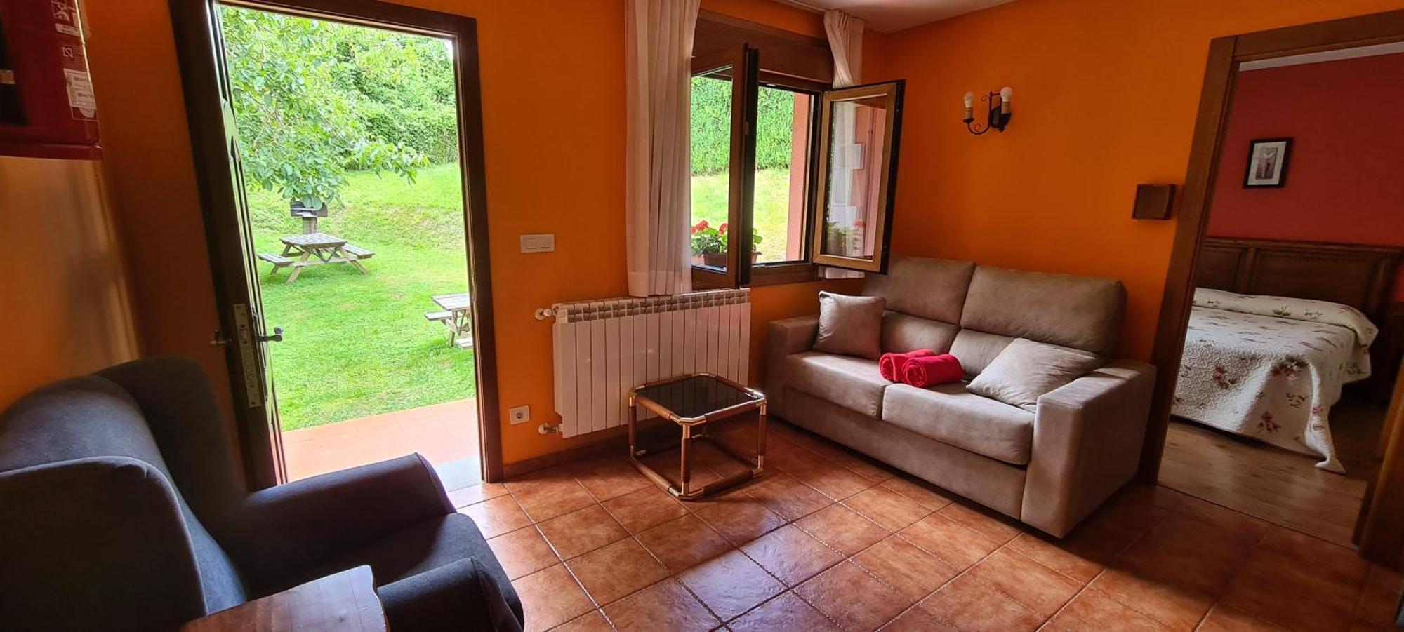 Apartamentos La Corona - Cabrales Carrena de Cabrales Dış mekan fotoğraf